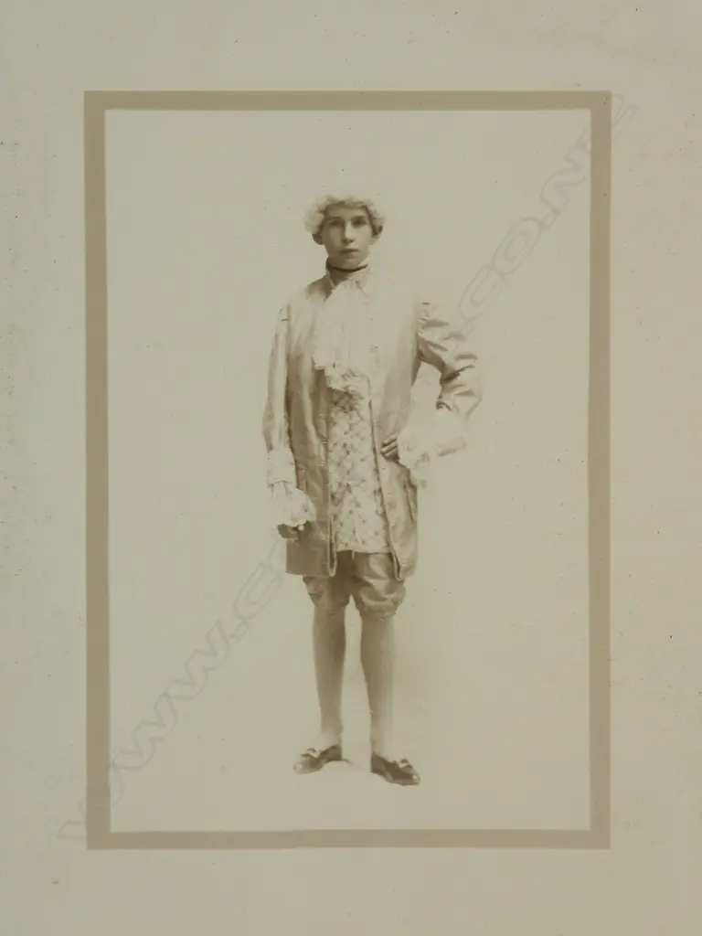 Frederick William Bunting (1869-1913) ‘Youth in 18th century fancy dress’, 191 Image 1++